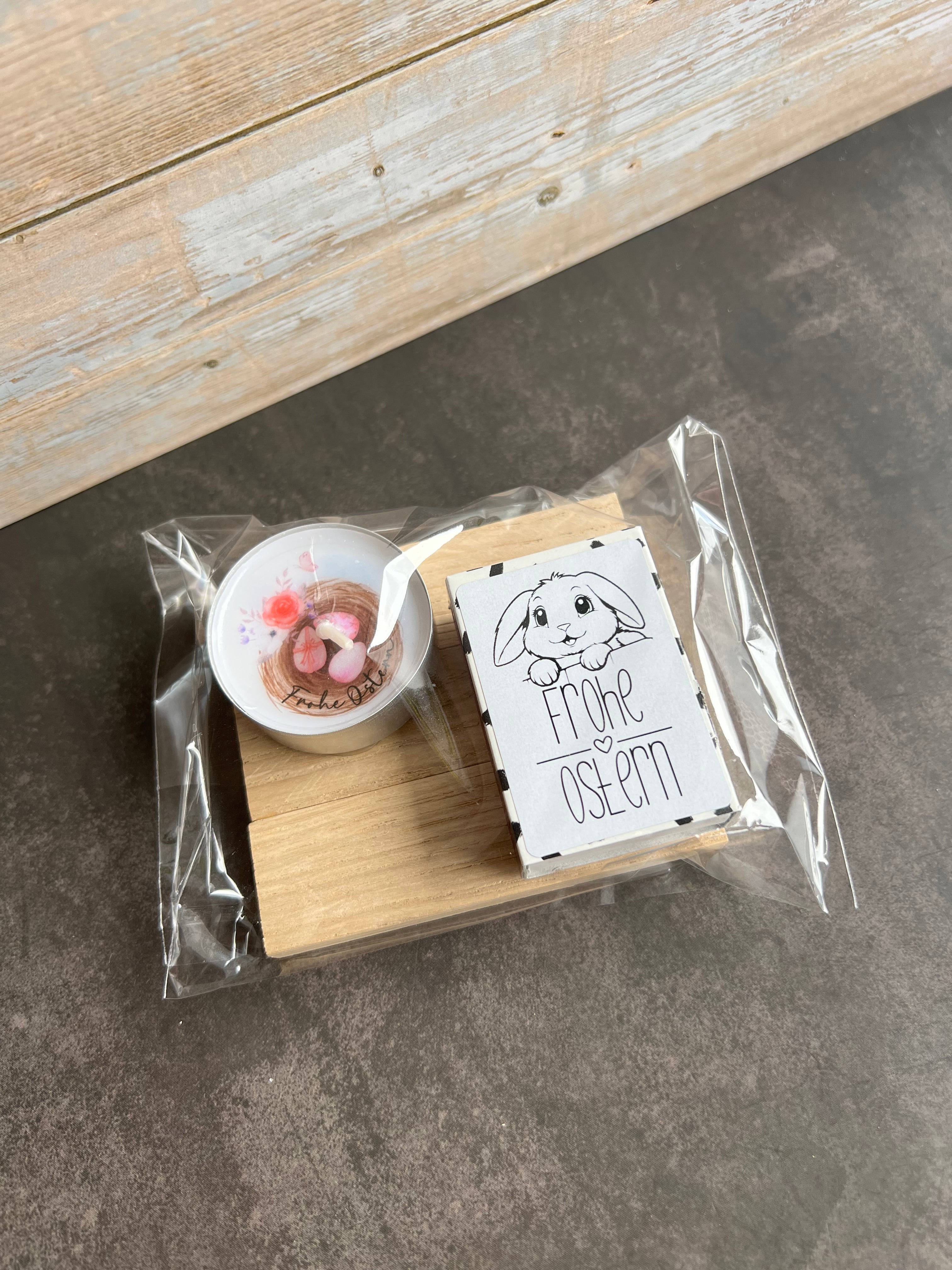 Teelicht-Geschenk auf Holz