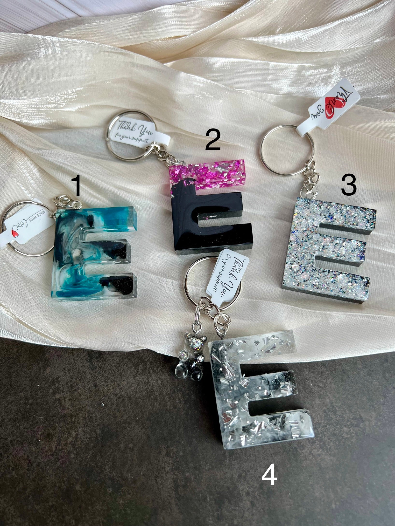 Schlüsselanhänger Buchstabe Silber